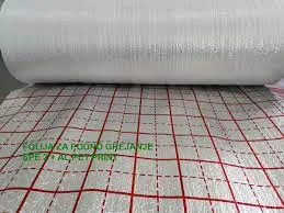 Aluminijumska folija sa podelama za podno grejanje – reflektujuća folija sa označenim rasterom za precizno polaganje cevi u sistemima podnog grejanja.